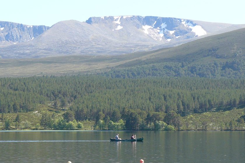 The simple life - Loch Morlich 2009