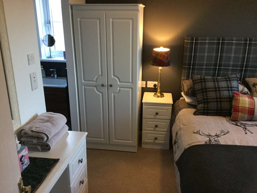 Ensuite shower room 
